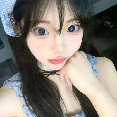 三艳嬉春